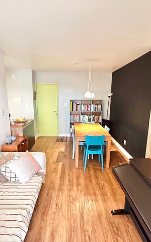 Apartamento à venda com 50m², 2 quartos e 1 vaga Apartamento à venda com 50m², 2 quartos e 1 vagaSala