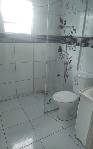 Casa para alugar com 150m², 3 quartos e 2 vagas Casa para alugar com 150m², 3 quartos e 2 vagasBanheiro