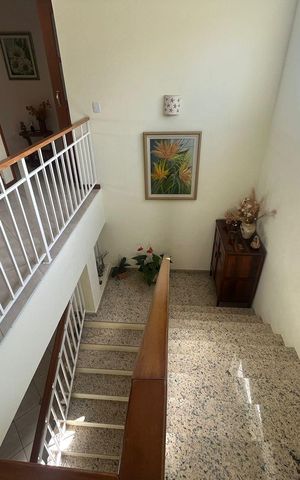 Casa de condomínio à venda com 278m², 4 quartos e 4 vagas