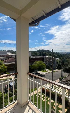 Casa de condomínio à venda com 278m², 4 quartos e 4 vagas