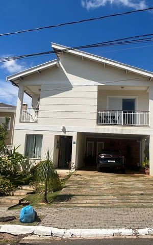 Casa de condomínio à venda com 278m², 4 quartos e 4 vagas