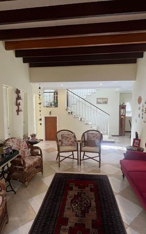 Casa de condomínio à venda com 278m², 4 quartos e 4 vagas