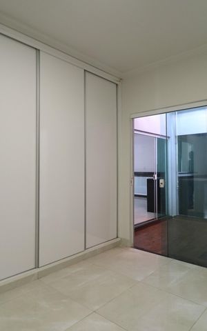 Casa para alugar com 360m², 4 quartos e 3 vagasQuarto 3 - Suíte