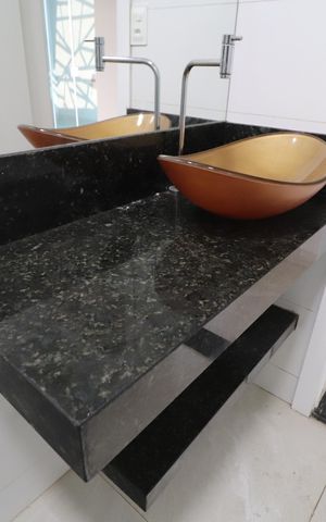 Casa para alugar com 360m², 4 quartos e 3 vagasBanheiro Social