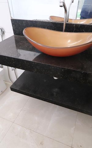 Casa para alugar com 360m², 4 quartos e 3 vagasBanheiro do Quarto 1