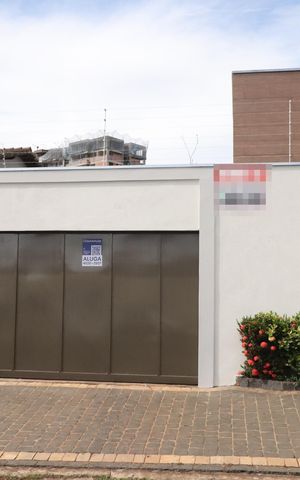 Casa para alugar com 360m², 4 quartos e 3 vagasPlaquinha