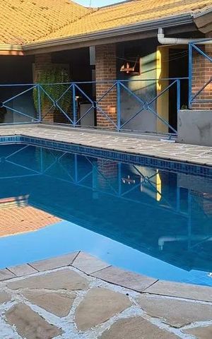 Casa à venda com 200m², 3 quartos e 3 vagas