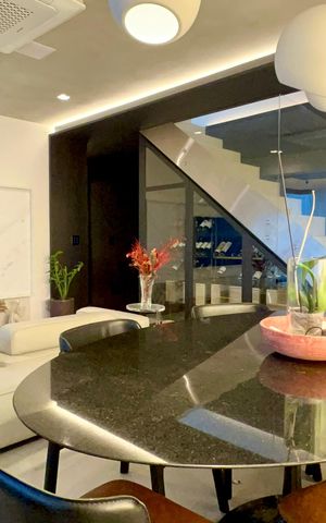 Apartamento para alugar com 157m², 1 quarto e 2 vagas Apartamento para alugar com 157m², 1 quarto e 2 vagasSala