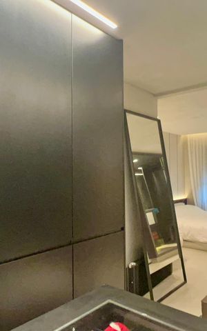 Apartamento para alugar com 157m², 1 quarto e 2 vagas Apartamento para alugar com 157m², 1 quarto e 2 vagasCloset da suíte