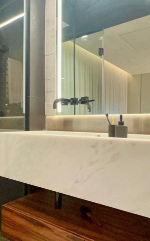 Apartamento para alugar com 157m², 1 quarto e 2 vagas Apartamento para alugar com 157m², 1 quarto e 2 vagasBanheiro da Suíte