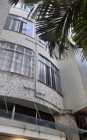 Apartamento à venda com 121m², 3 quartos e sem vaga Apartamento à venda com 121m², 3 quartos e sem vagaFachada