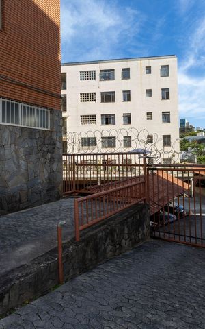 Apartamento para alugar com 99m², 3 quartos e 1 vaga Apartamento para alugar com 99m², 3 quartos e 1 vagaFachada