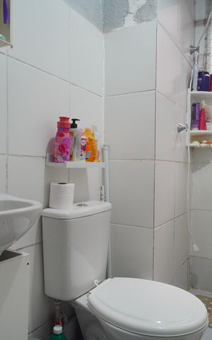 Apartamento à venda com 44m², 2 quartos e 1 vagaBanheiro