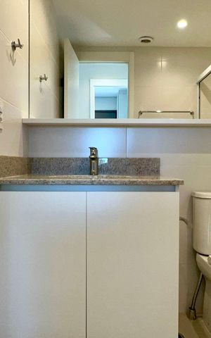 Apartamento para alugar com 48m², 2 quartos e sem vaga Apartamento para alugar com 48m², 2 quartos e sem vagaBanheiro