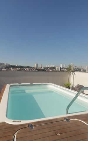 Apartamento à venda com 26m², 1 quarto e sem vagaÁrea comum - Piscina