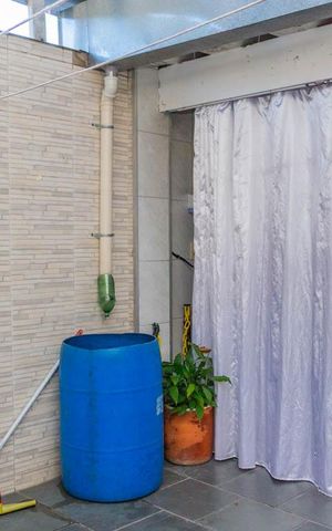 Casa à venda com 220m², 3 quartos e 4 vagas