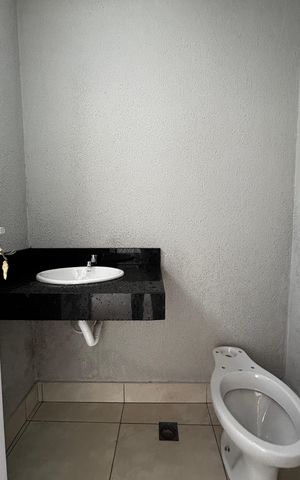 Apartamento para alugar com 85m², 2 quartos e 1 vaga Apartamento para alugar com 85m², 2 quartos e 1 vagaCobertura - Banheiro