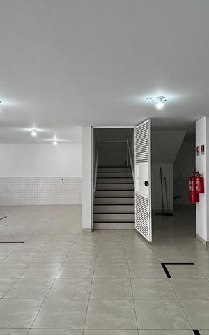 Apartamento para alugar com 85m², 2 quartos e 1 vaga Apartamento para alugar com 85m², 2 quartos e 1 vagaGaragem