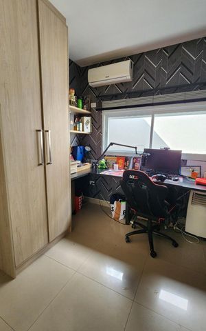 Casa à venda com 247m², 3 quartos e 3 vagasQuarto
