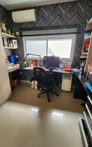 Casa à venda com 247m², 3 quartos e 3 vagasQuarto
