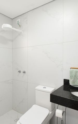 Casa à venda com 100m², 3 quartos e 2 vagasBanheiro 2