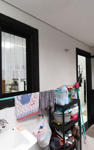 Casa à venda com 100m², 3 quartos e 2 vagasÁrea de Serviço