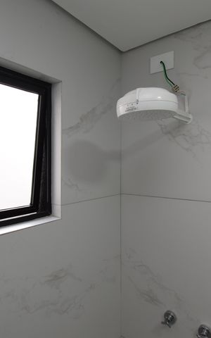 Casa à venda com 100m², 3 quartos e 2 vagasBanheiro 2