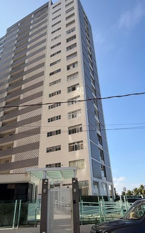 Apartamento para alugar com 212m², 3 quartos e 1 vagaFachada