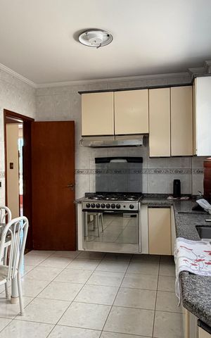 Apartamento para alugar com 212m², 3 quartos e 1 vagaCozinha