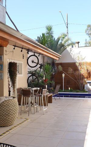 Casa de condomínio para alugar com 320m², 3 quartos e 6 vagas Casa de condomínio para alugar com 320m², 3 quartos e 6 vagasQuintal