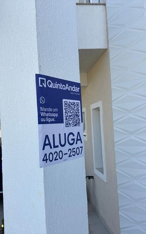 Casa de condomínio para alugar com 320m², 3 quartos e 6 vagas Casa de condomínio para alugar com 320m², 3 quartos e 6 vagasFachada
