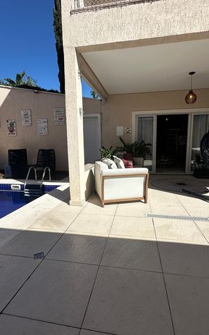Casa de condomínio para alugar com 320m², 3 quartos e 6 vagas Casa de condomínio para alugar com 320m², 3 quartos e 6 vagasPiscina