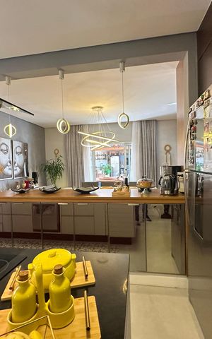 Casa de condomínio para alugar com 320m², 3 quartos e 6 vagas Casa de condomínio para alugar com 320m², 3 quartos e 6 vagasCozinha