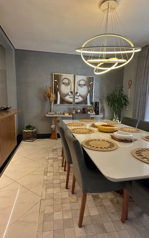 Casa de condomínio para alugar com 320m², 3 quartos e 6 vagas Casa de condomínio para alugar com 320m², 3 quartos e 6 vagasSala de Jantar