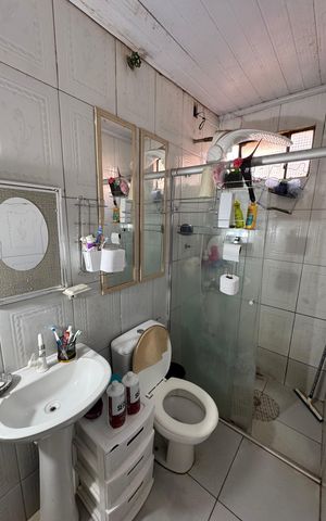 Casa para alugar com 340m², 4 quartos e 6 vagas Casa para alugar com 340m², 4 quartos e 6 vagasBanheiro anexo 1