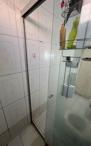 Casa para alugar com 340m², 4 quartos e 6 vagas Casa para alugar com 340m², 4 quartos e 6 vagasBanheiro anexo 1