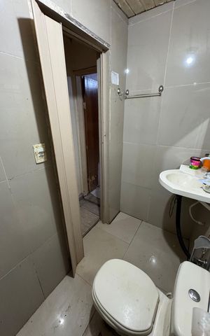 Casa para alugar com 340m², 4 quartos e 6 vagas
