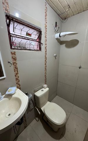 Casa para alugar com 340m², 4 quartos e 6 vagas