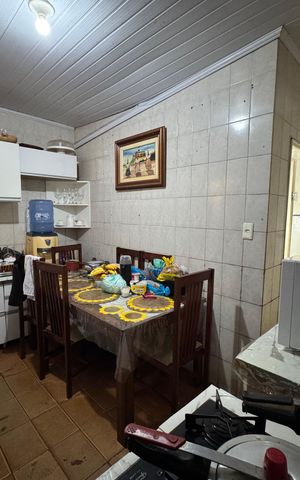 Casa para alugar com 340m², 4 quartos e 6 vagas Casa para alugar com 340m², 4 quartos e 6 vagasCozinha anexo 1