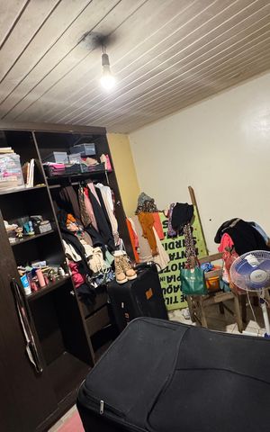 Casa para alugar com 340m², 4 quartos e 6 vagas Casa para alugar com 340m², 4 quartos e 6 vagasQuarto 1 anexo 2