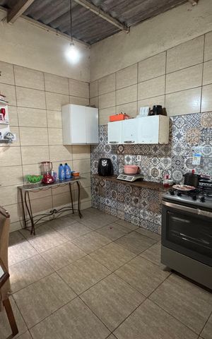 Casa para alugar com 340m², 4 quartos e 6 vagas Casa para alugar com 340m², 4 quartos e 6 vagasCozinha anexo 2