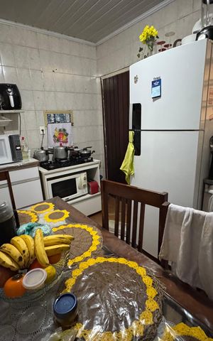 Casa para alugar com 340m², 4 quartos e 6 vagas Casa para alugar com 340m², 4 quartos e 6 vagasCozinha anexo 1