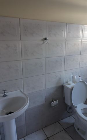 Casa para alugar com 90m², 3 quartos e 1 vagaBanheiro 2