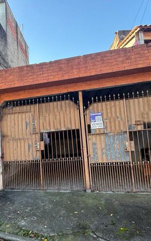 Casa à venda com 150m², 3 quartos e 4 vagasFachada