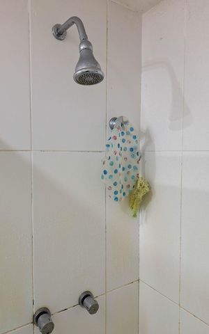 Apartamento à venda com 127m², 3 quartos e 2 vagas Apartamento à venda com 127m², 3 quartos e 2 vagasBanheiro da Suíte 1