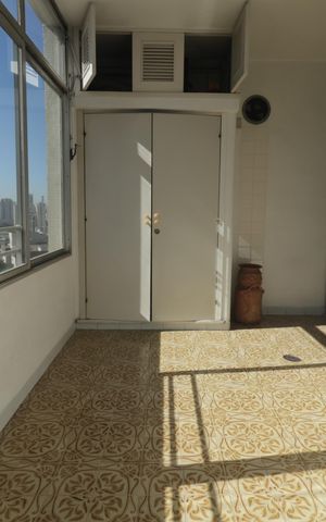 Apartamento à venda com 220m², 4 quartos e 2 vagasÁrea de serviço