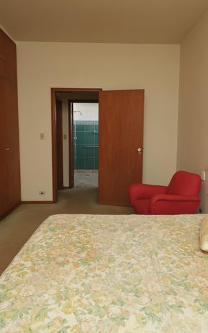 Apartamento à venda com 220m², 4 quartos e 2 vagasSuíte 