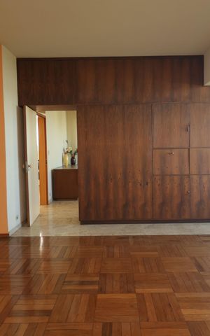 Apartamento à venda com 220m², 4 quartos e 2 vagasSala