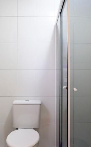 Apartamento à venda com 61m², 2 quartos e 2 vagasBanheiro da suíte