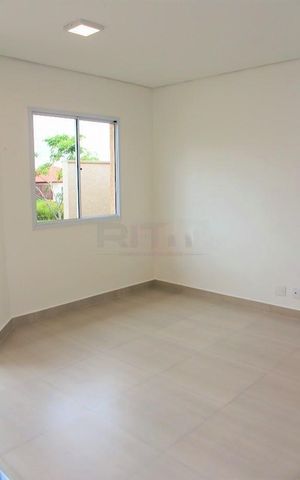 Casa à venda com 72m², 3 quartos e 3 vagas